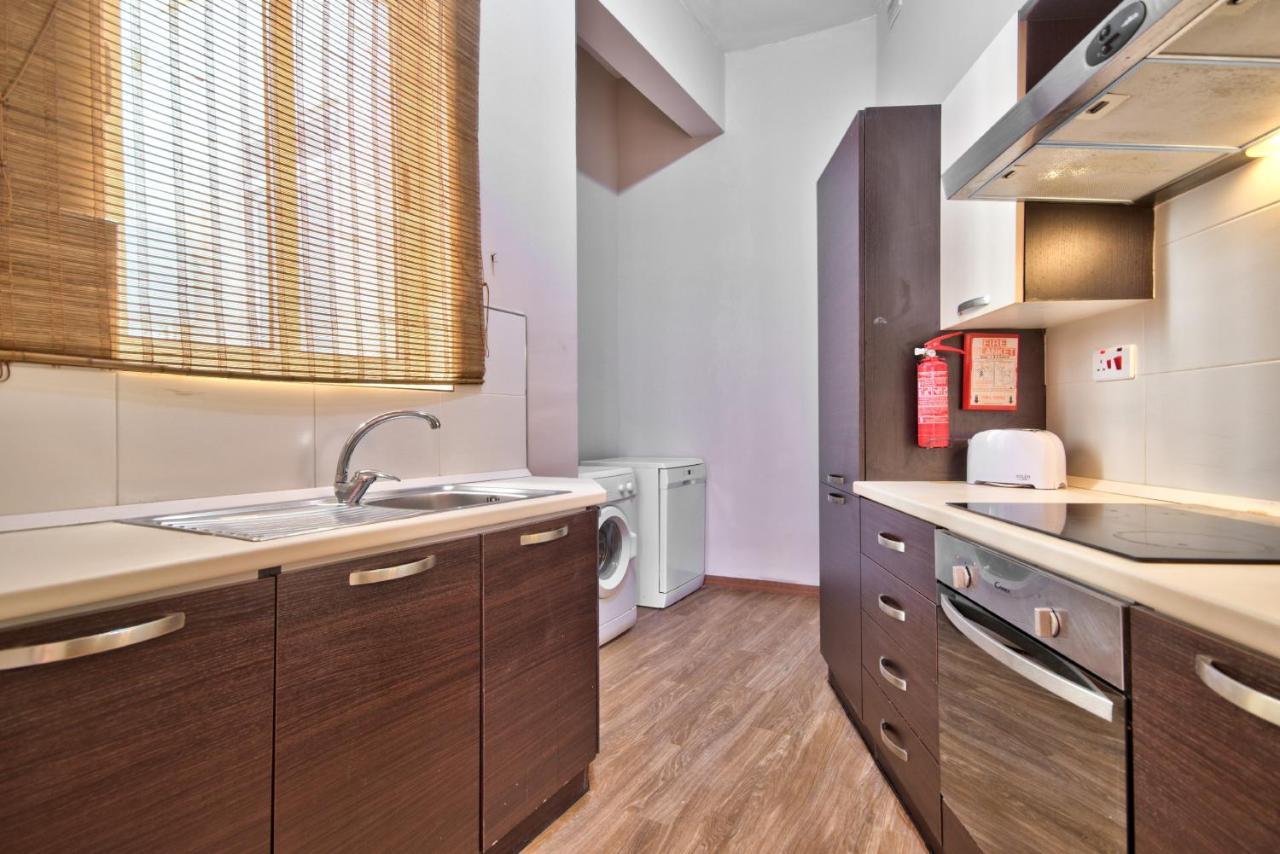 Sapphire Residences - Sliema 2 Bedroom Apartments With Views By Shortletsmalta Bagian luar foto
