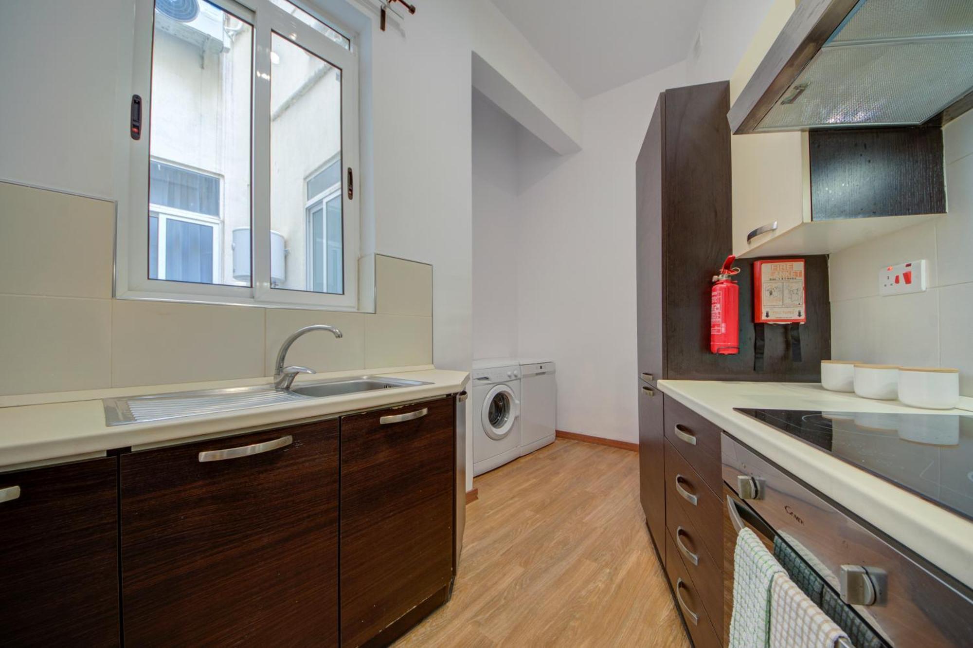 Sapphire Residences - Sliema 2 Bedroom Apartments With Views By Shortletsmalta Bagian luar foto