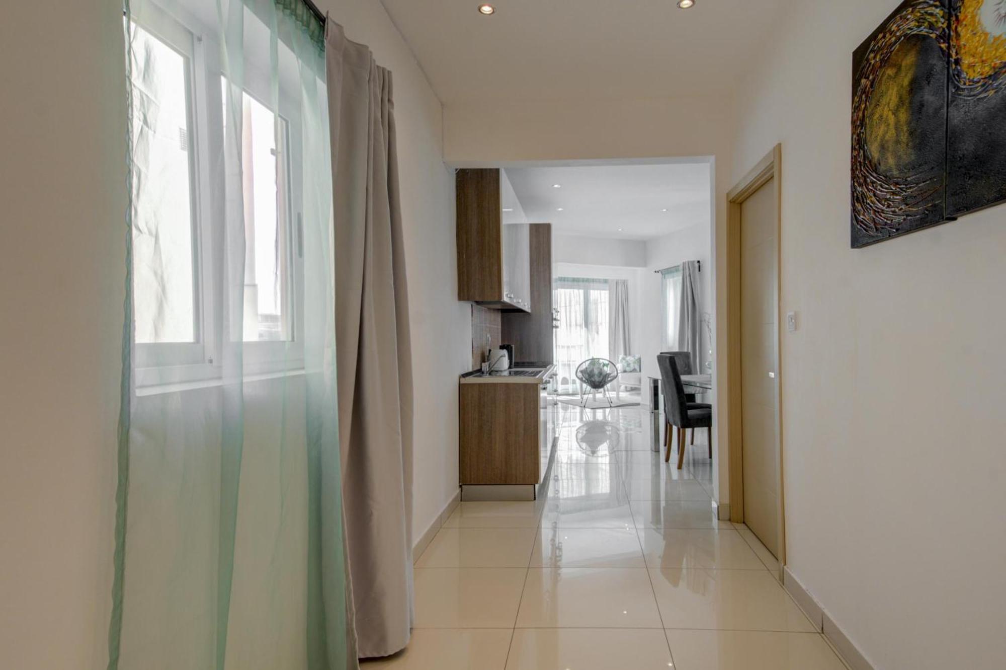 Sapphire Residences - Sliema 2 Bedroom Apartments With Views By Shortletsmalta Bagian luar foto