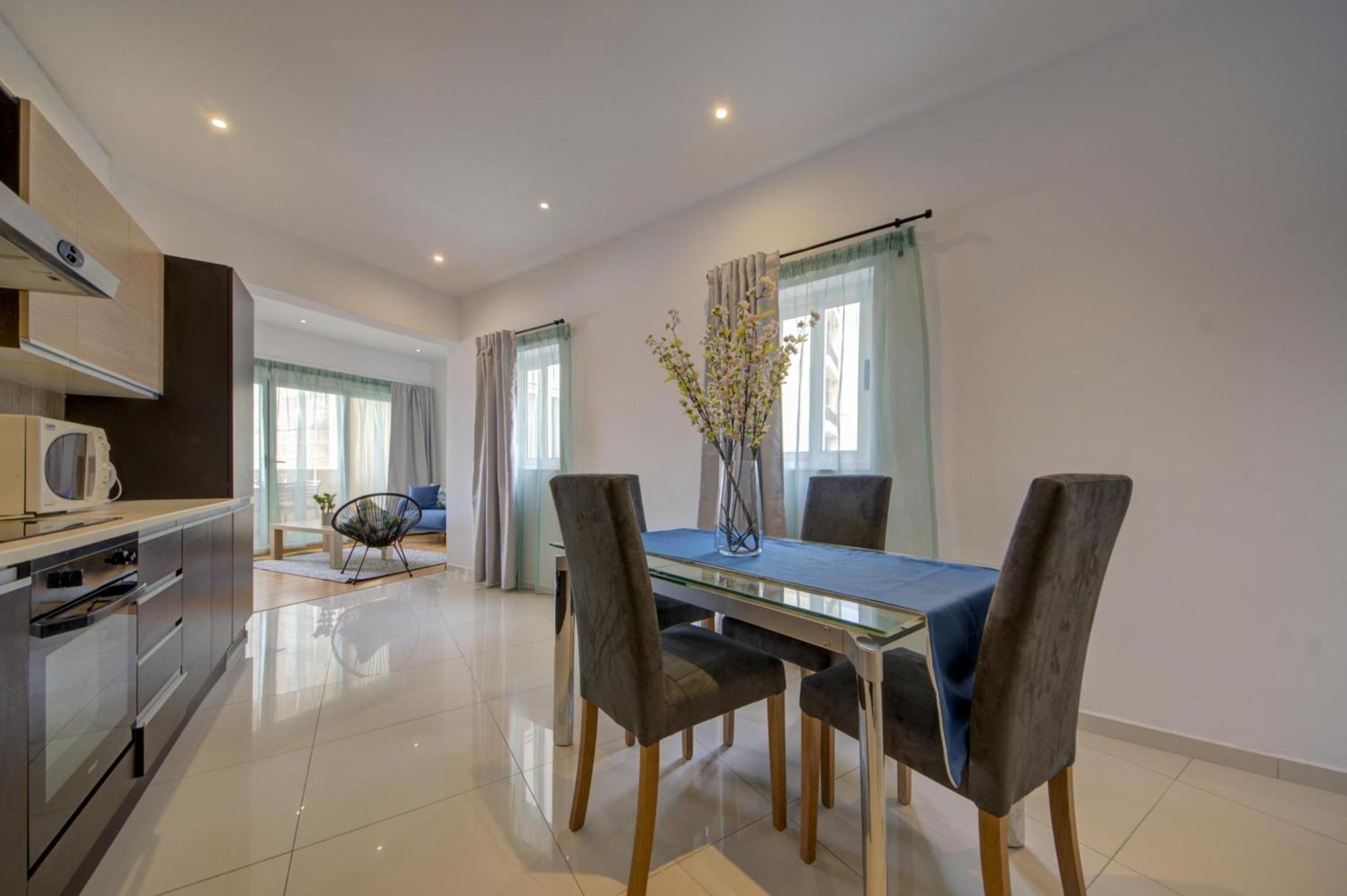 Sapphire Residences - Sliema 2 Bedroom Apartments With Views By Shortletsmalta Bagian luar foto